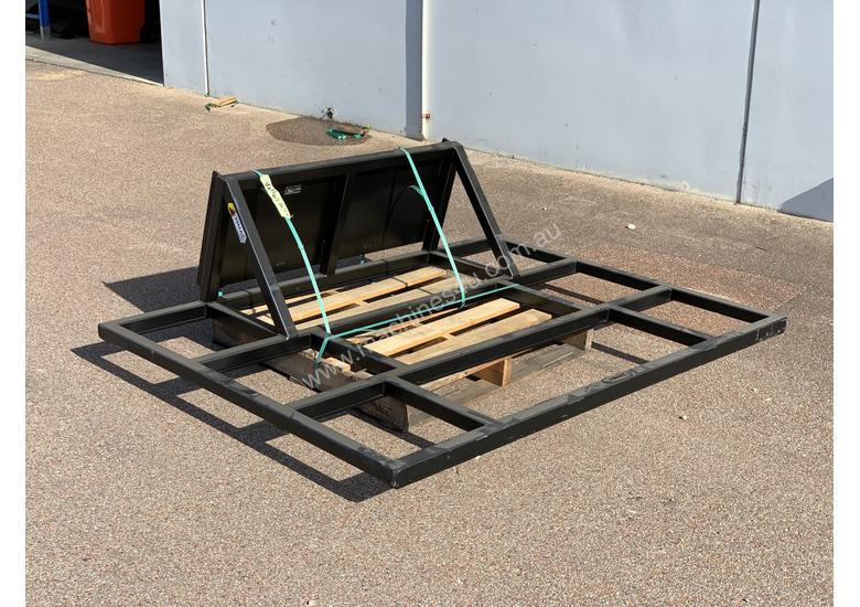 New himac ExDisplay Skid Steer 2m Level Spreader Bar Smudge Bar