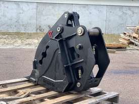 10 - 14 T Excavator Clamp Bucket Grapple - picture2' - Click to enlarge