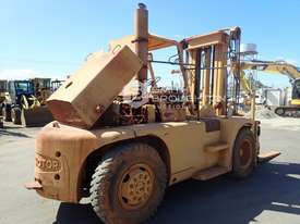 Caterpillar B18D 8 Tonne Diesel Forklift - picture1' - Click to enlarge