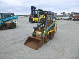 Toyota Huski 4SDK4 Skid Steer (MR085) - picture0' - Click to enlarge