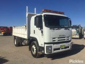 2014 Isuzu FVR 1000 MWB - picture0' - Click to enlarge