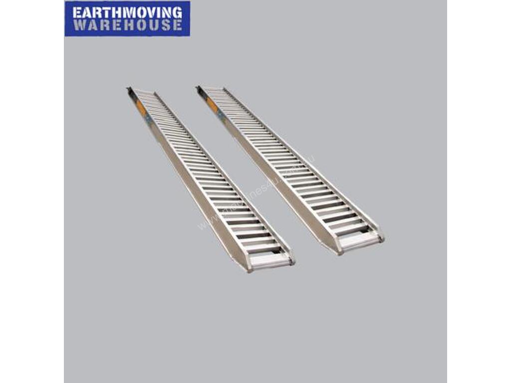 New Earthmoving Warehouse 1T Aluminium Loading Ramps Loading Ramp in