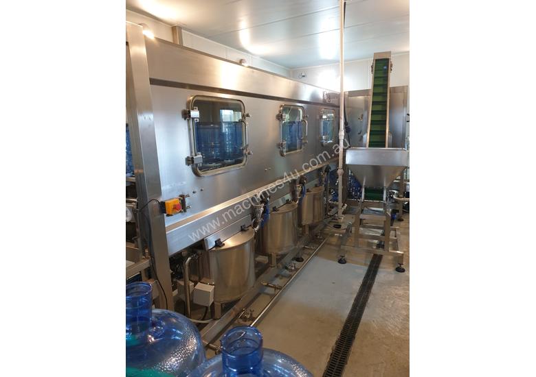 Used 2017 D Real 150 000 OFF 15 18 9 Litre 45 Gallon 250300 Bottle Per Hour Complete Water