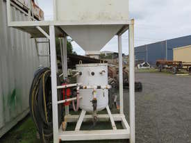 Sand blast  equipment - picture0' - Click to enlarge