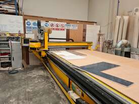 Flatbed Nesting CNC - picture1' - Click to enlarge