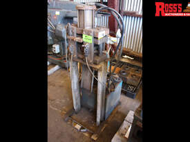 Hydraulic Key Punch - picture0' - Click to enlarge
