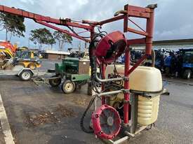 2009 Croplands Mist Linkage Sprayer - picture1' - Click to enlarge