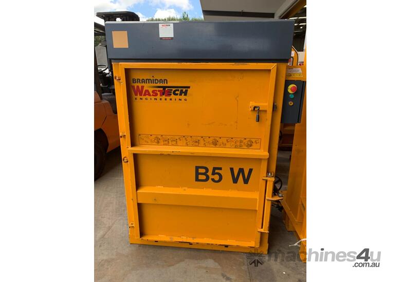 caption Bramidan B5W Vertical Baler | 5 Tonne Press Force | Great for handling large boxes