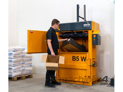 Bramidan B5W Vertical Baler  | 5 Tonne Press Force  | Great for handling large boxes