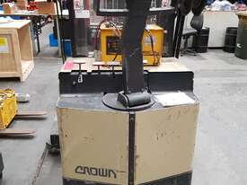 Crown 30WRTF102 Walkie Reach Stacker - picture0' - Click to enlarge