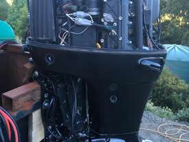 Suzuki 4 Stroke Outboard Engine - picture0' - Click to enlarge