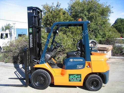 **RENT NOW**     TOYOTA 2.5t LPG Forklift - Hire