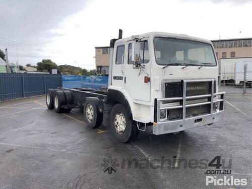 1989 International T Line Cab Chassis 8x4