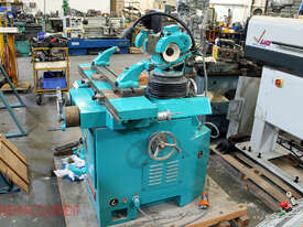 Gronhi M6025K Universal Tool & Cutter grinder  - picture0' - Click to enlarge