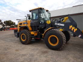 XC948 4T Lift capacity Wheel Loader IN STOCK NOW! - picture0' - Click to enlarge