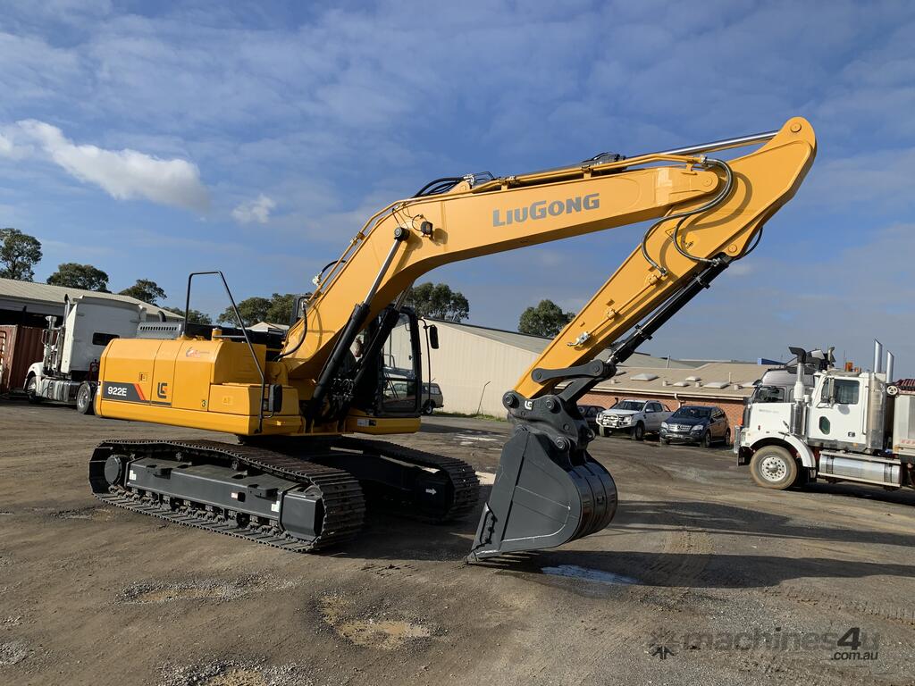 Hire 2018 liugong 922E Excavator in DANDENONG SOUTH, VIC