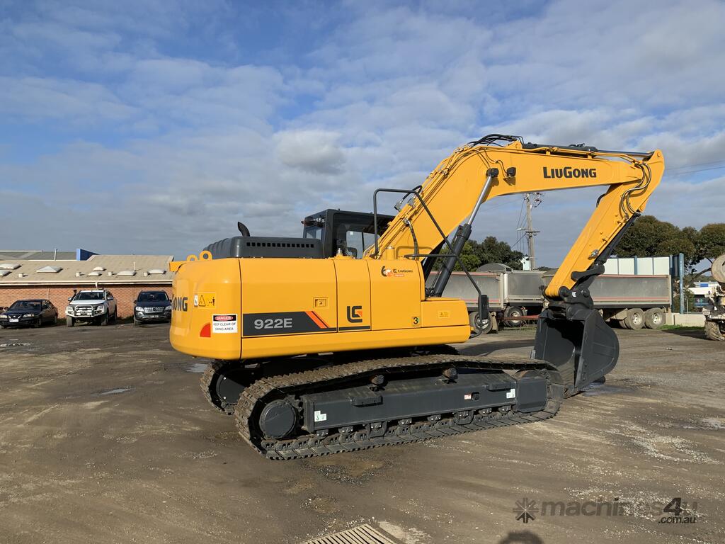 Hire 2018 liugong 922E Excavator in DANDENONG SOUTH, VIC