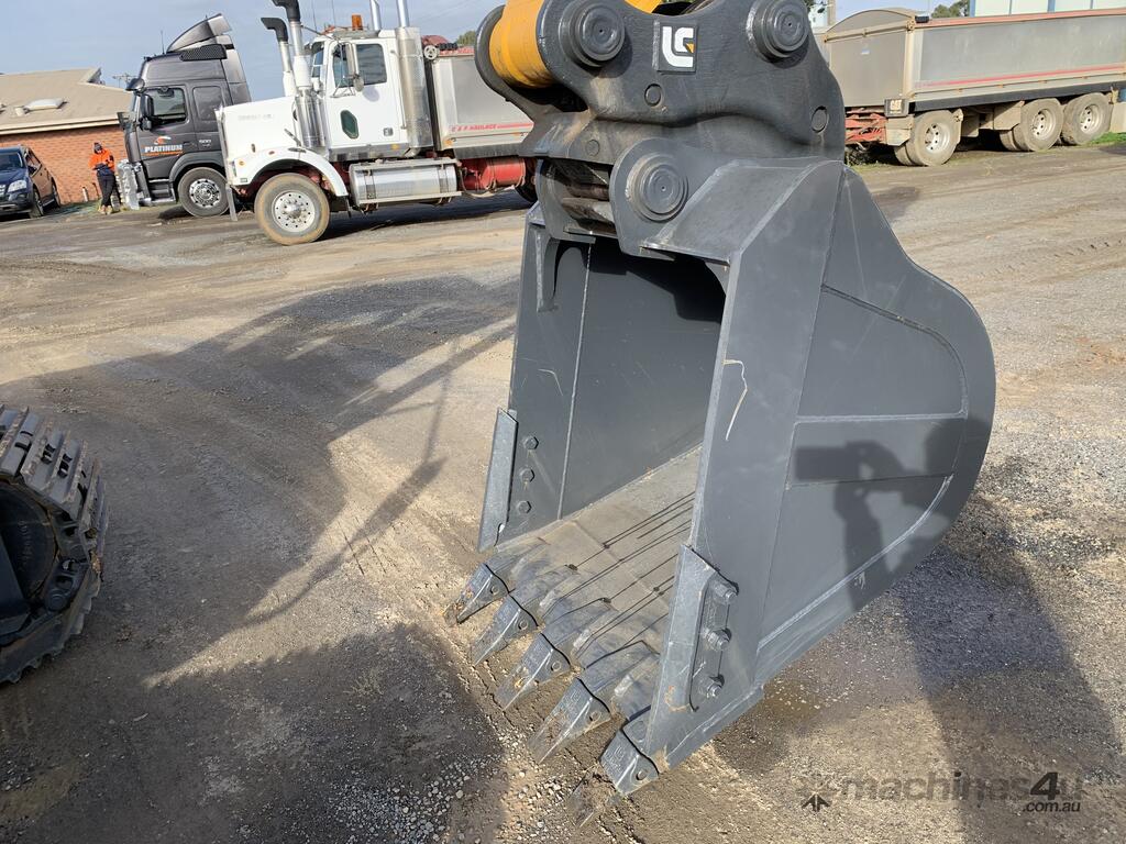 Hire 2018 liugong 922E Excavator in DANDENONG SOUTH, VIC