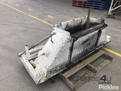 Asphalt Spreader Attachment