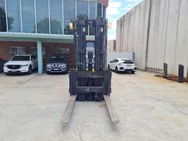 9 T Hoist (Space Saver) - SOLD AS IS - picture1' - Click to enlarge