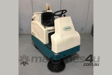Second Hand Tennant 6100 Ride On Sweeper