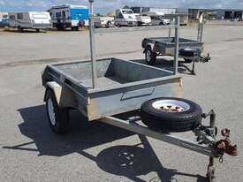 Custom 6X4 Trailer - picture0' - Click to enlarge