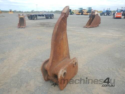 Ripper to suit Excavator