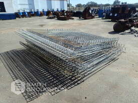 PALLET COMPRISING OF ASSORTED METAL POOL FENCING - picture0' - Click to enlarge