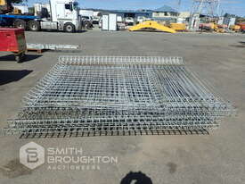 PALLET COMPRISING OF ASSORTED METAL POOL FENCING - picture1' - Click to enlarge