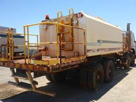 VOLVO SINGLE CAB WATER TRUCK - picture2' - Click to enlarge