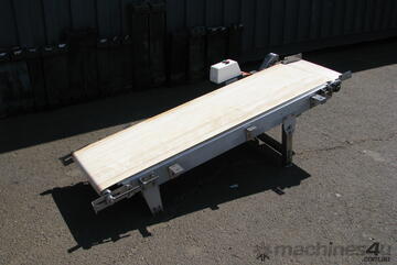 Stainless Steel Motorised Incline Belt Conveyor - 1.58m long