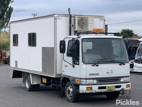 2000 Hino FB4J