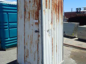 PORTABLE TOILET - picture0' - Click to enlarge