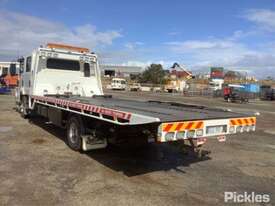 2013 Isuzu FRR600 - picture2' - Click to enlarge