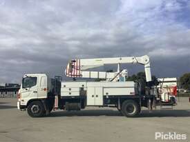 2004 Hino FG - picture1' - Click to enlarge