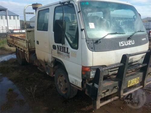 Isuzu NPR400