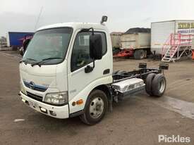 2012 Hino 300 Hybrid - picture0' - Click to enlarge