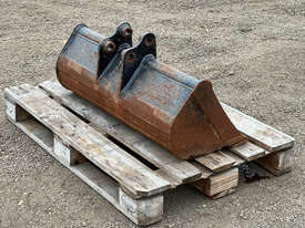 900mm MUD BUCKET Bucket-GP Attachments - picture1' - Click to enlarge