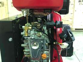 BOSS 20CFM/ 6HP DIESEL AIR COMPRESSOR (E/Start) - picture1' - Click to enlarge