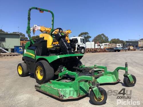 2015 John Deere 1570 Terrain Cut