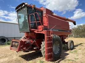 Case IH 1688 and 1010 30FT - picture2' - Click to enlarge