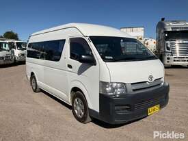 2006 Toyota Commuter 200 Series - picture0' - Click to enlarge