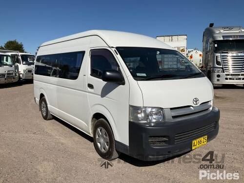 2006 Toyota Commuter 200 Series