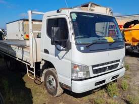 Mitsubishi Fuso - picture0' - Click to enlarge