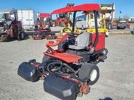 Toro Reelmaster - picture1' - Click to enlarge