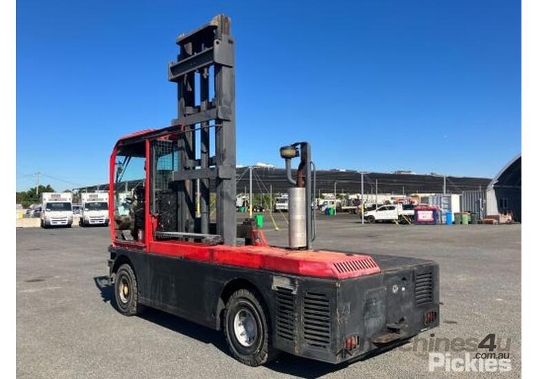 Used hubtex 2014 Hubtex Side Loader Forklift in , Listed on Machines4u