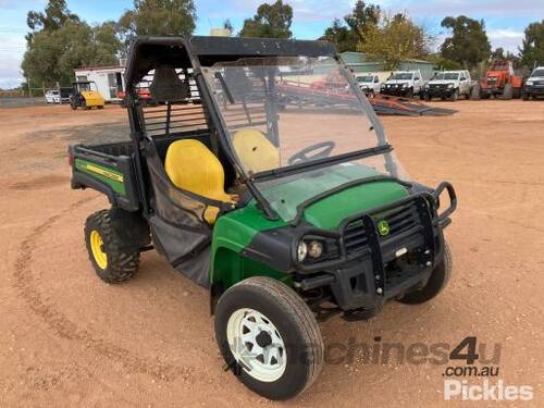 John Deere 855 DSL XUV 4x4 Yard Buggy