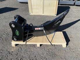 Unused Excavator Ripper Attachment, Model: EXEQ06, - picture2' - Click to enlarge