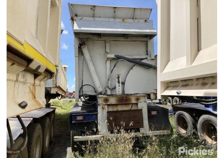 Buy Used unbranded Unbranded Quad Axle Side Tipper Side Tipper Trailers in , Listed on Machines4u