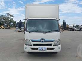 Hino Hybrid 300 - picture0' - Click to enlarge